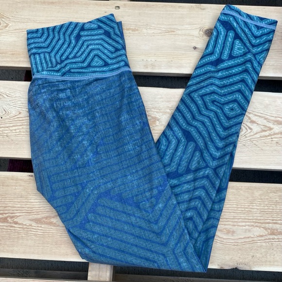 ✨NIYAMA SOL EUCALYPTUS CIRCUIT BAREFOOT LEGGINGS M - Picture 4 of 12